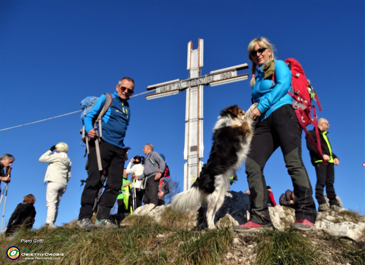 06 In vetta al Monte Barro (922 m).JPG -                                